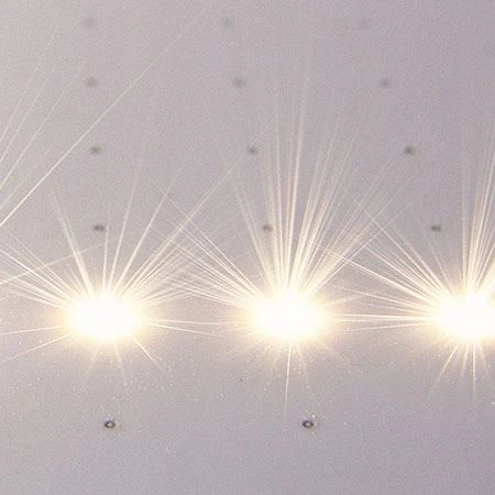 Fiberlasermaskinering av keramiska aluminiumoxidmaterial